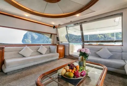 FERRETTI 80FT SOFIA