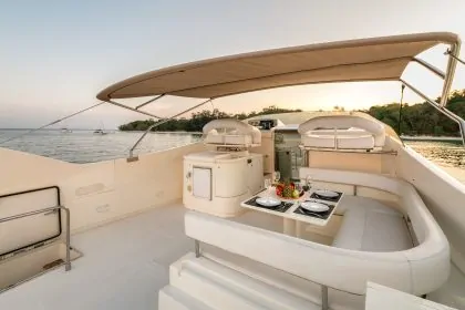 FERRETTI 80FT SOFIA