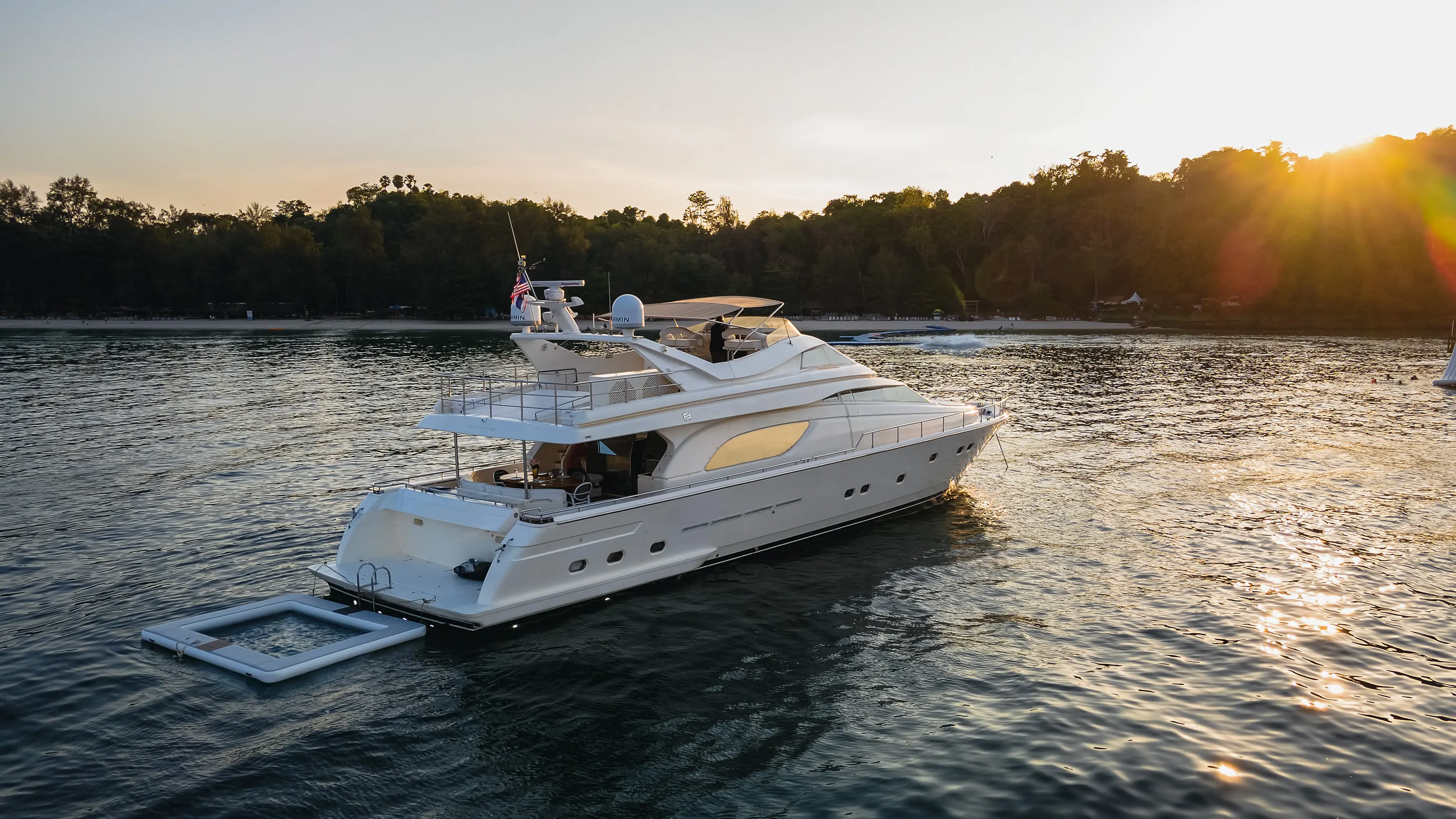 FERRETTI 80FT SOFIA