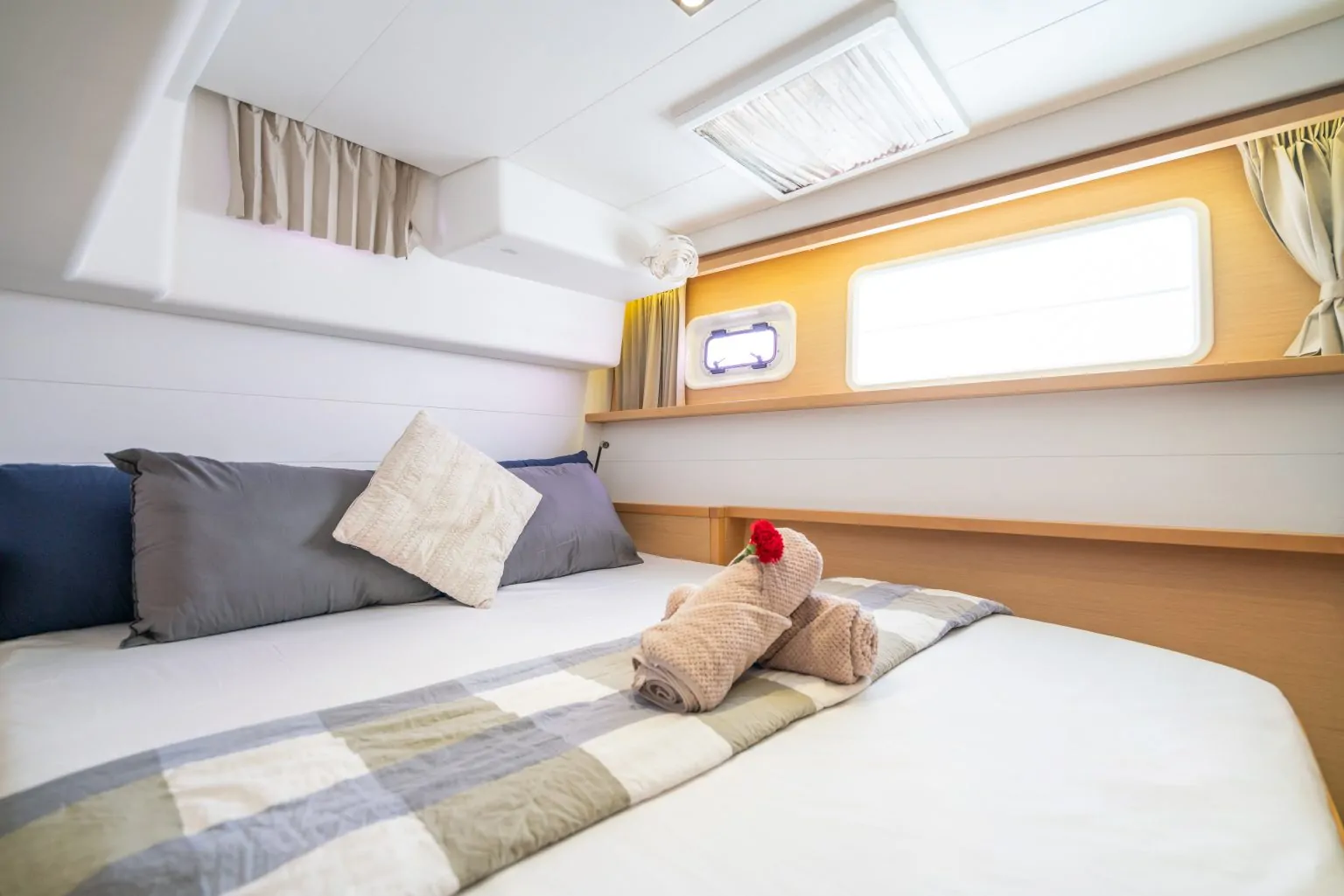 Катамаран OCEANLAND 45FT