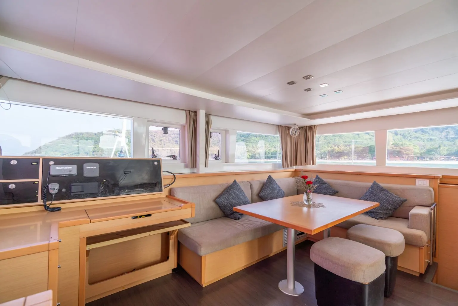 Катамаран OCEANLAND 45FT