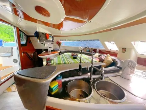 Катамаран ZOE 46FT