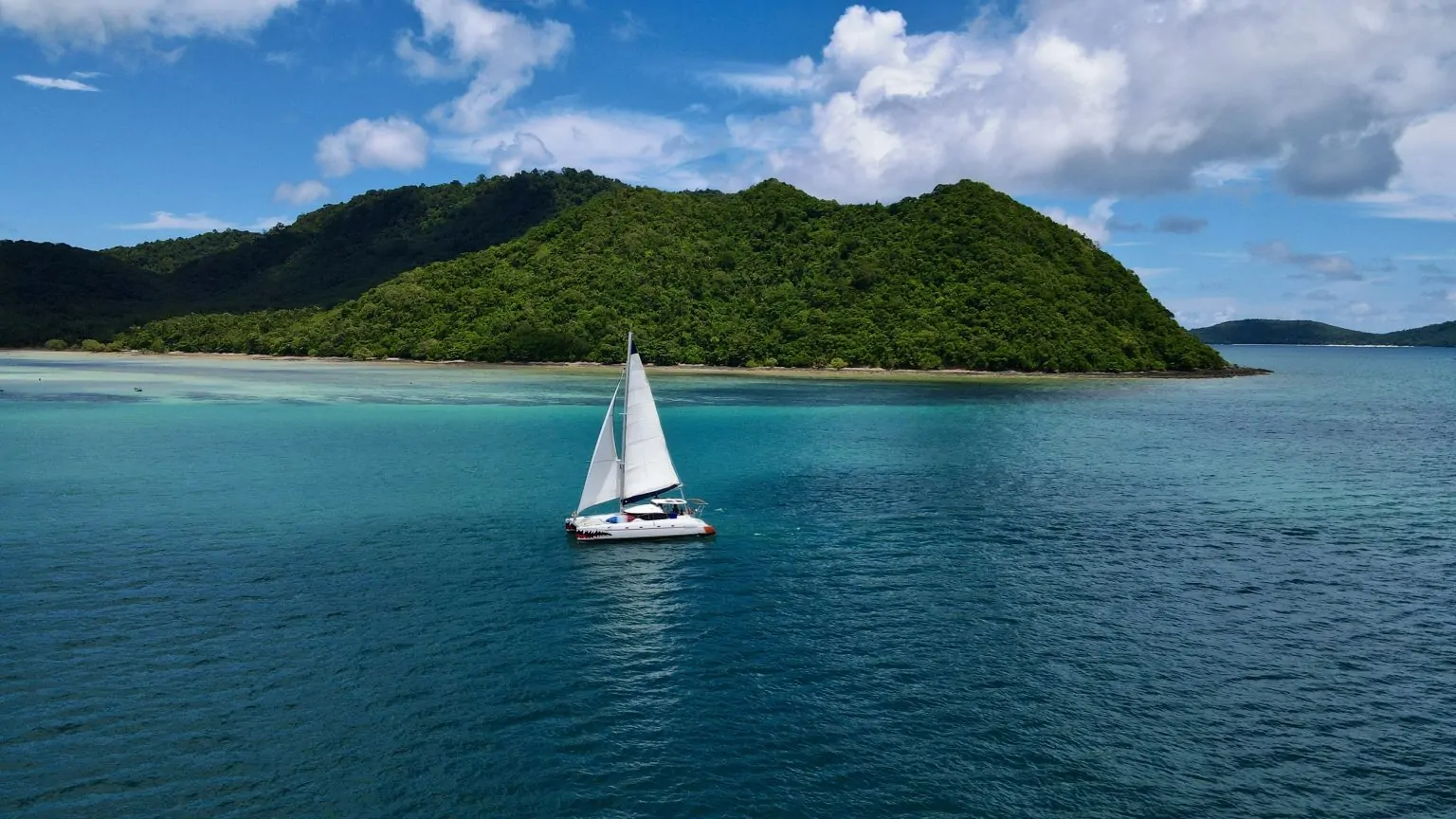 Катамаран ZOE 46FT