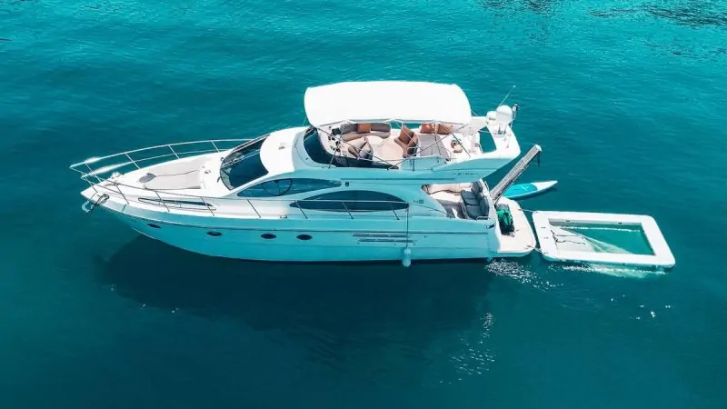 AZIMUT AQUA 46FT