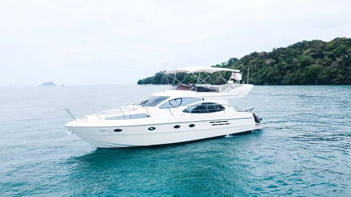 Яхта AZIMUT AQUA 46FT