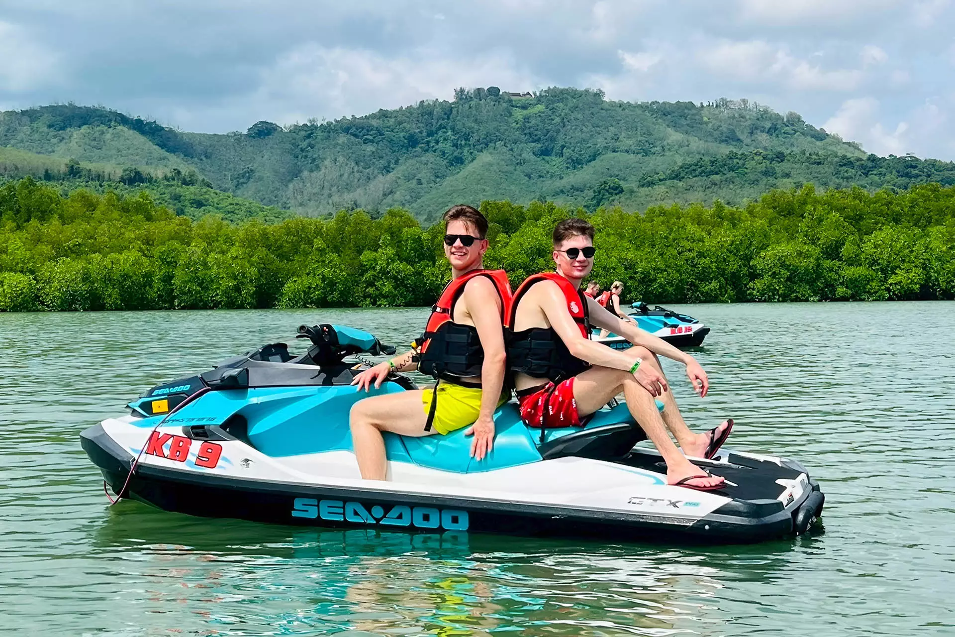 Тур «8 островов» на гидроцикле