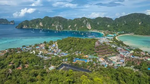 PHI PHI